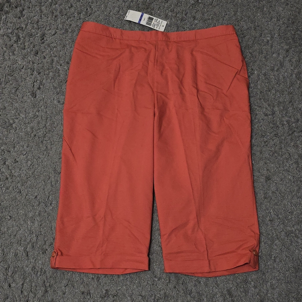 NWT Alfred Dunner Petite Capri Pants Size 18P Coral Orange Side Pocket Cuffed
